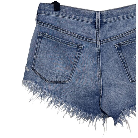We The Free blue "Loving Good Vibration" distressed mini denim shorts size 29 - Picture 8 of 9